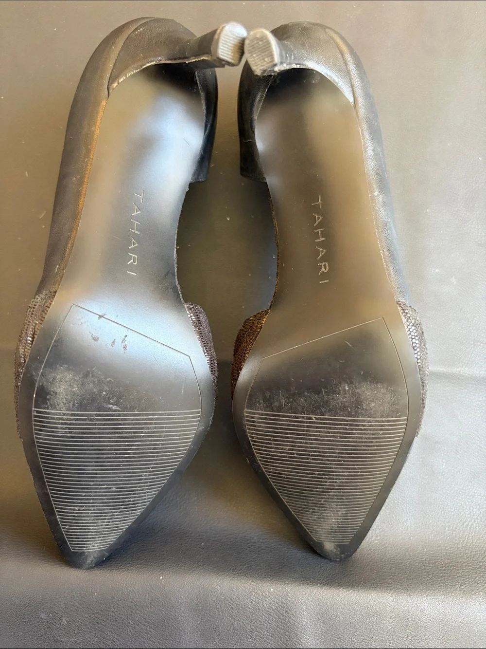 Tahari Emmalee Black Pointed Toe D’Orsay Pumps Size 6